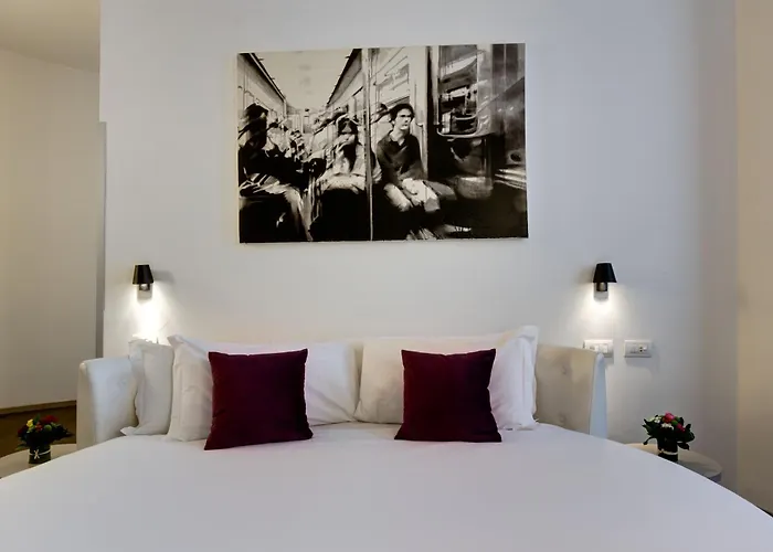 V Collection Piazza Farnese Luxury Suites Rome
